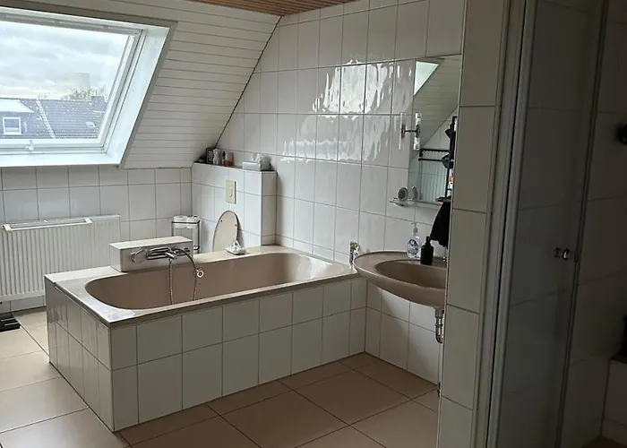 Cozy Private アパート ボーフム